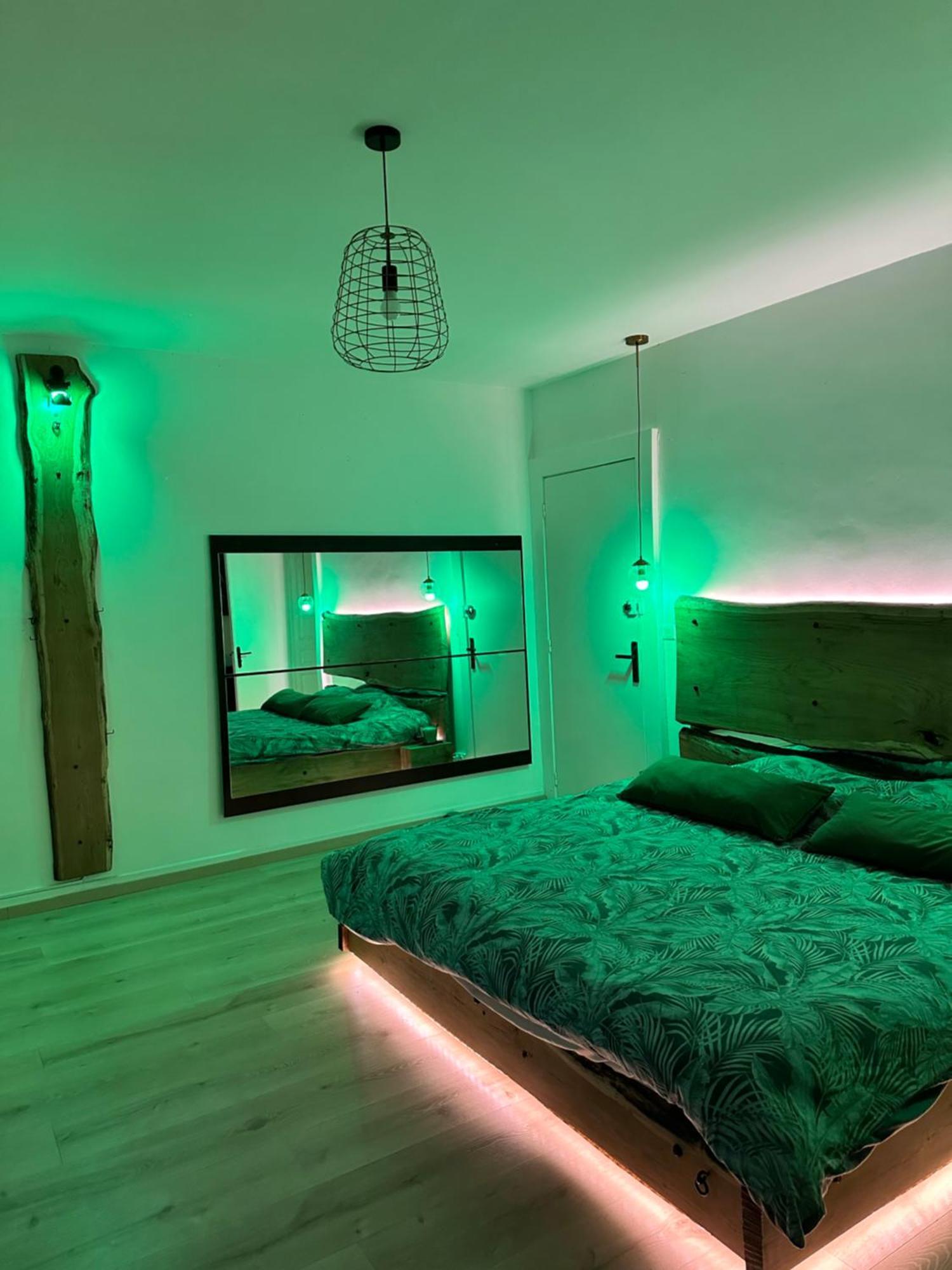 Loveroom En Bords De Meuse Floing Exterior foto